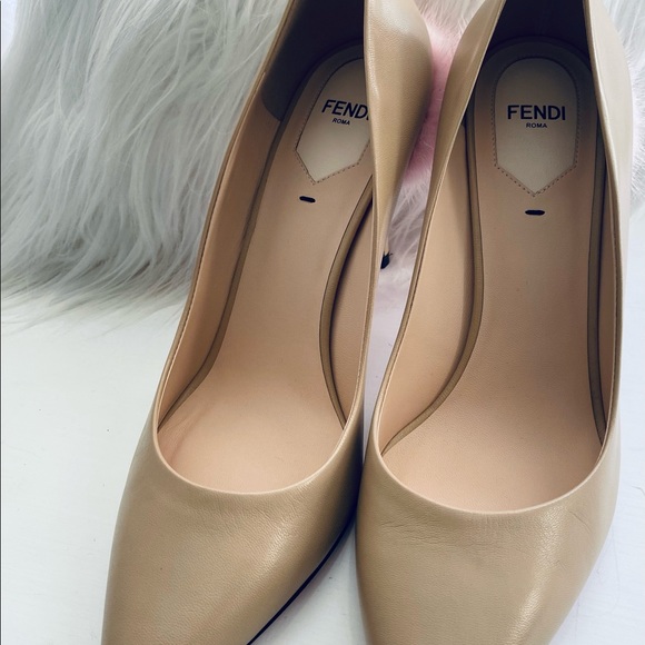Authentic Fendii camel pumps - Picture 5 of 5